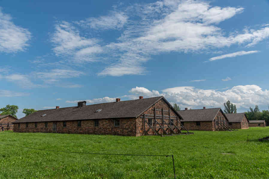 Polonia 072 - Auschwitz ll-Birkenau.jpg